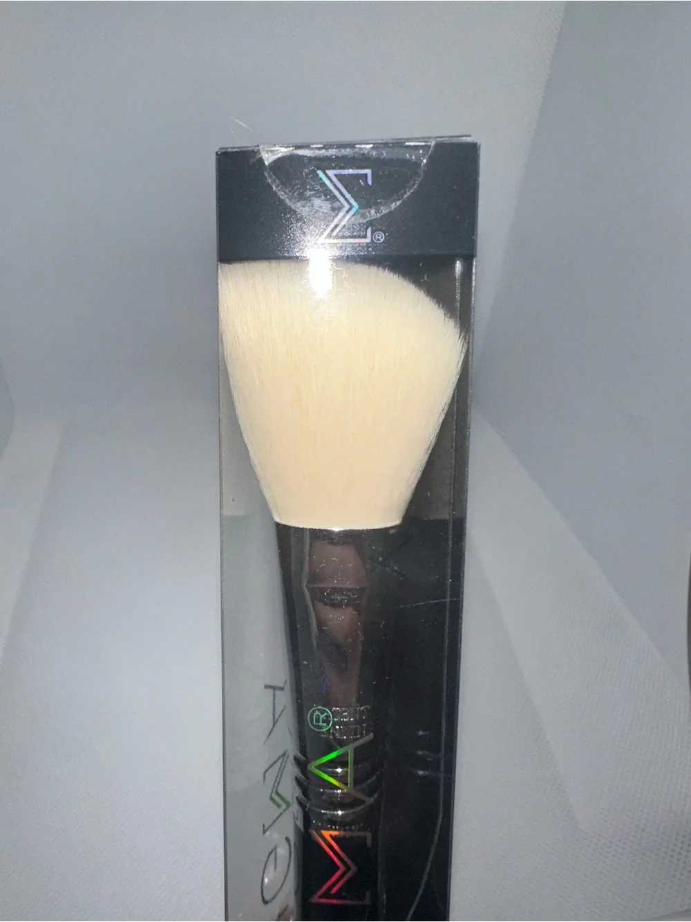 New Sigma Beauty F40 Large Angled Contour  Brush